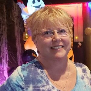 Meet your Posher, Flossie